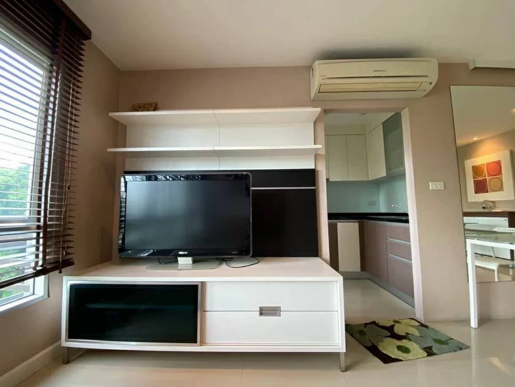 Condo One Thonglor station a8
